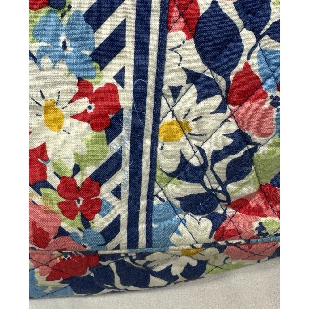 Vera Bradley Summer Cottage-Frame Bag-Large Purse‎ Handbag, Floral